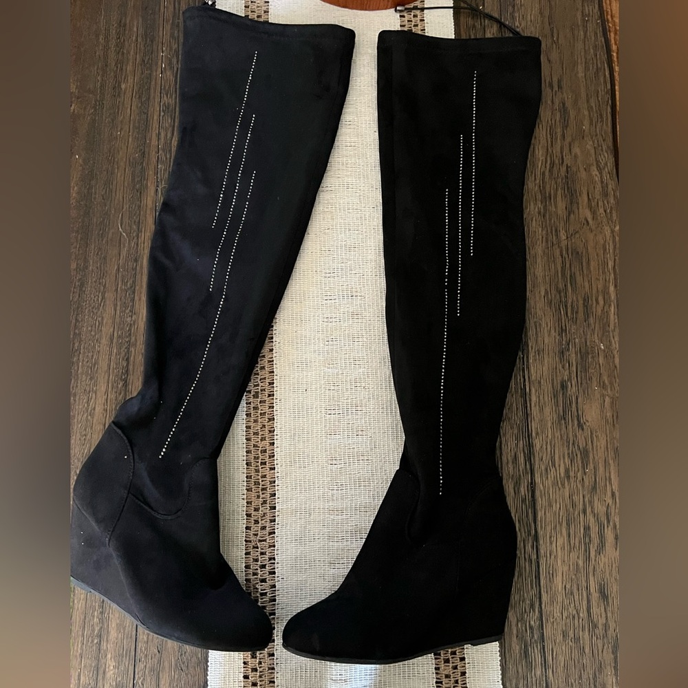 Elegant‎ Black Over-the-Knee Boots